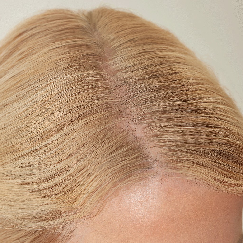 Hairline Powder after application